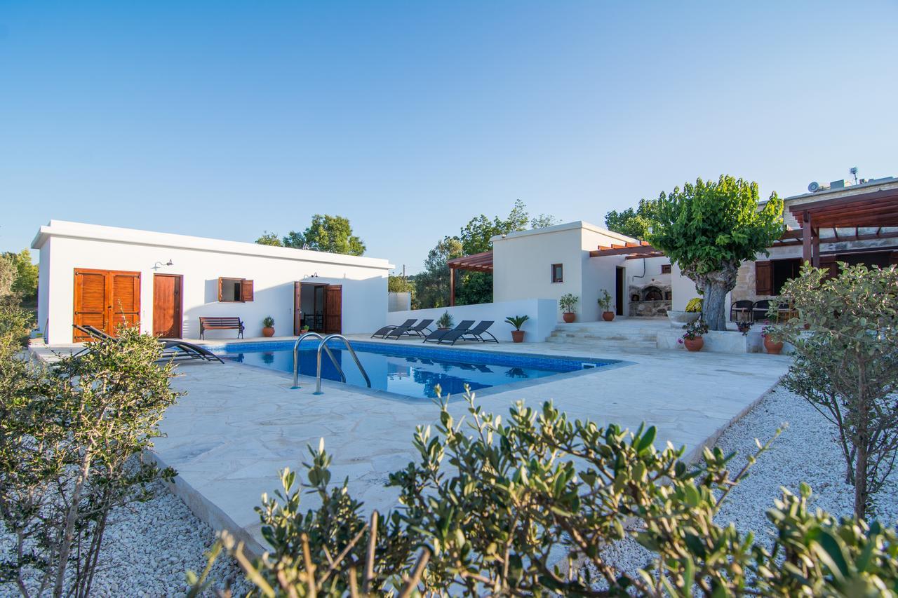 Chloe'S House Guest House Pano Akourdalia ภายนอก รูปภาพ