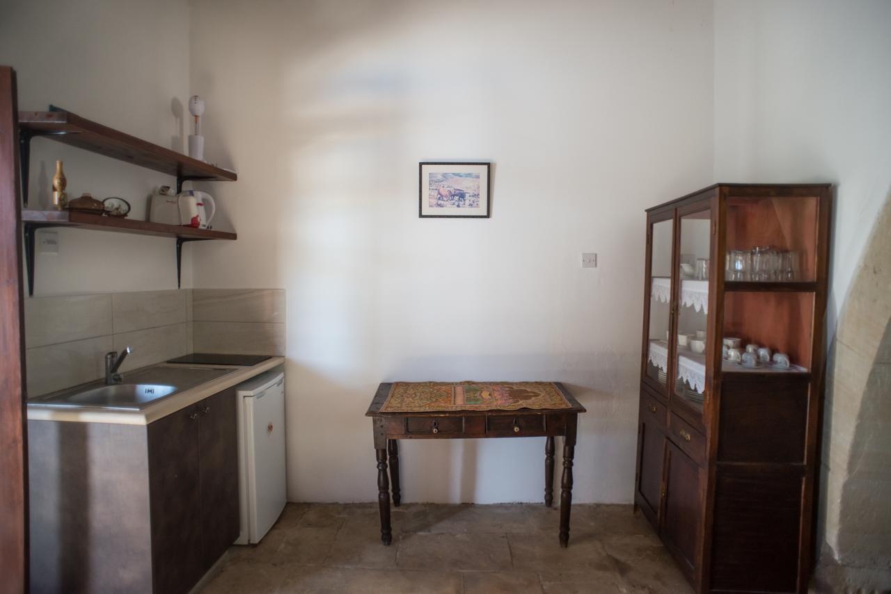 Chloe'S House Guest House Pano Akourdalia ภายนอก รูปภาพ