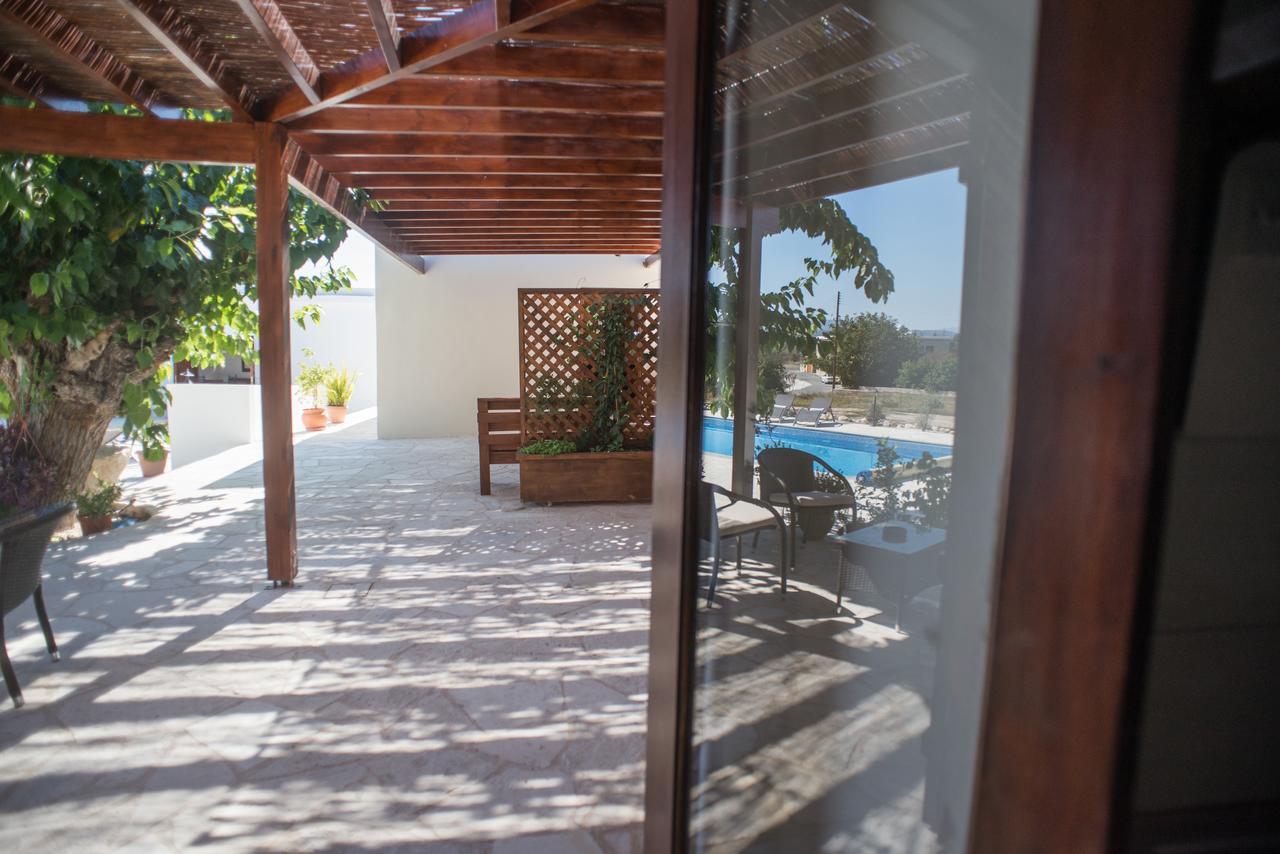 Chloe'S House Guest House Pano Akourdalia ภายนอก รูปภาพ