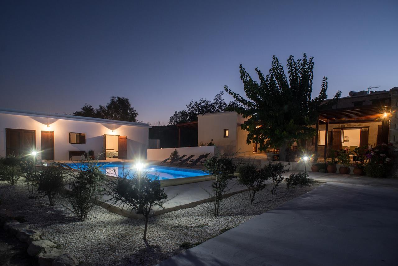 Chloe'S House Guest House Pano Akourdalia ภายนอก รูปภาพ